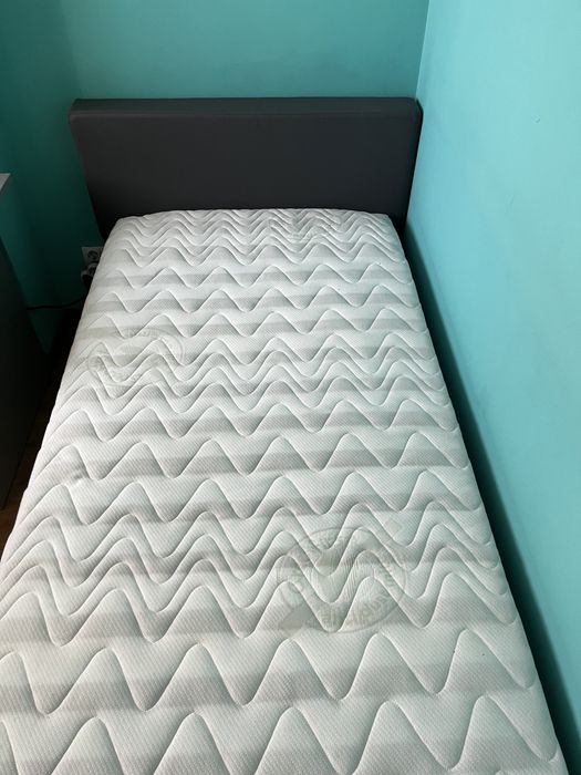 Meblik łóżko 90x200 szare plus materac