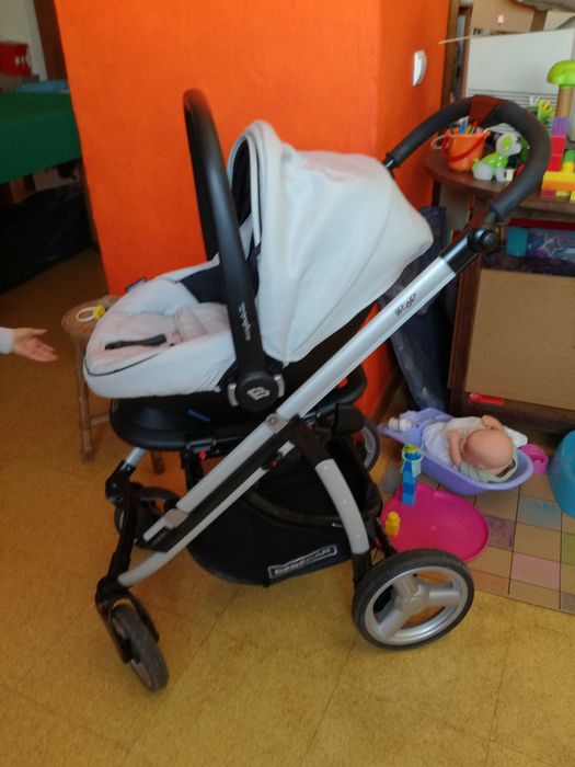 Carrinho completo e em ótimo estado