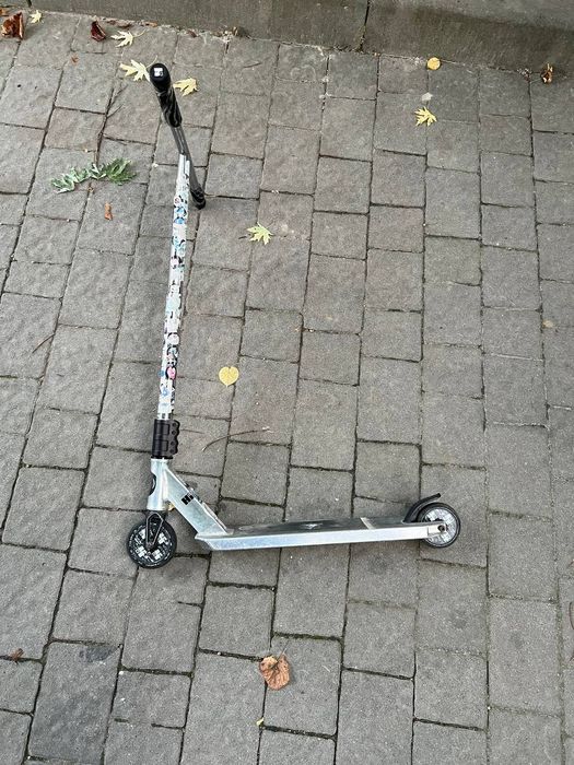 Трюковый самокат HIPE H4
