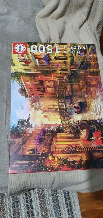 Puzzles com 1500 peças bom estado