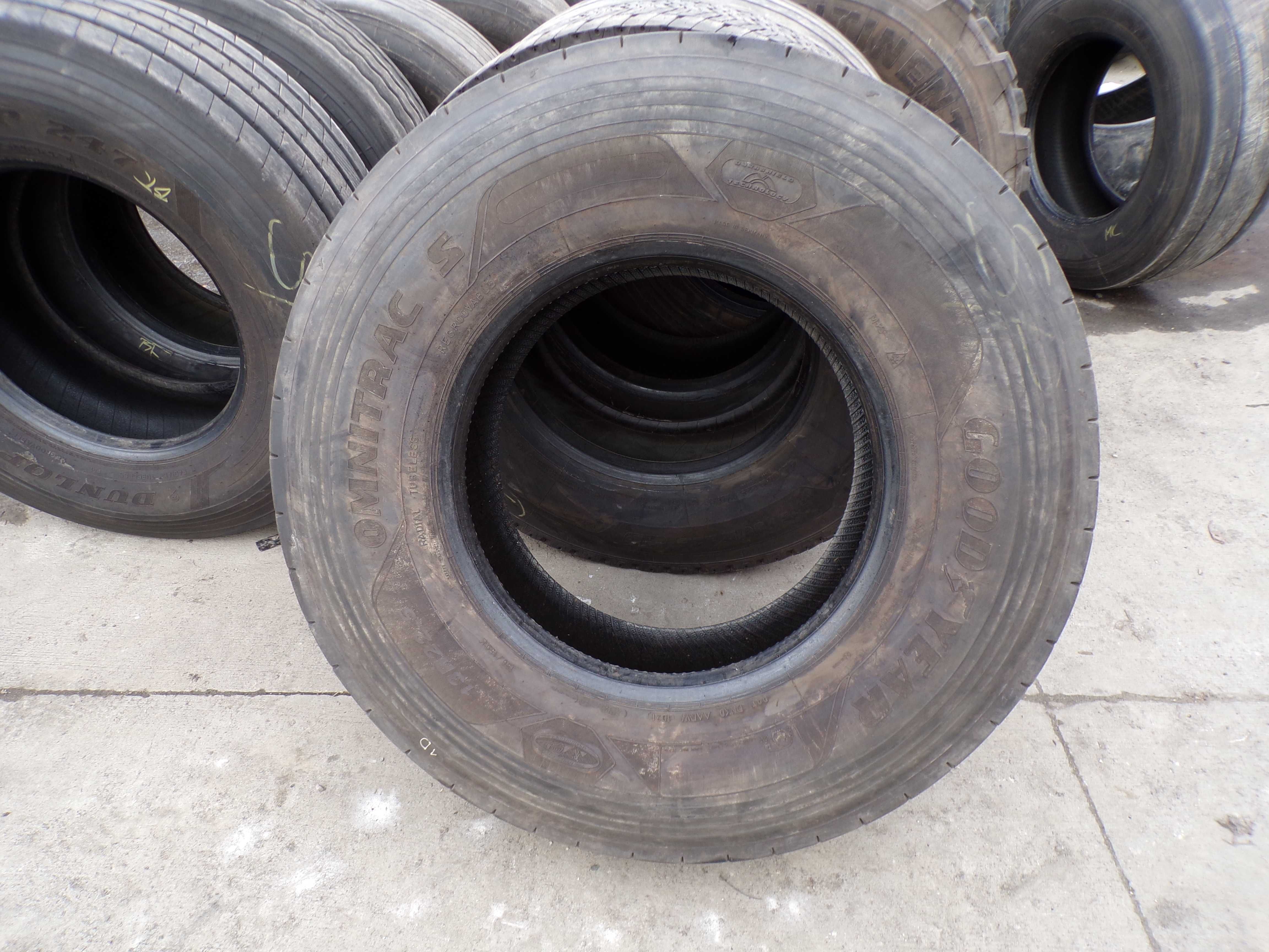 Opona 13R22.5 GOODYEAR OMNITAC S (800 netto)