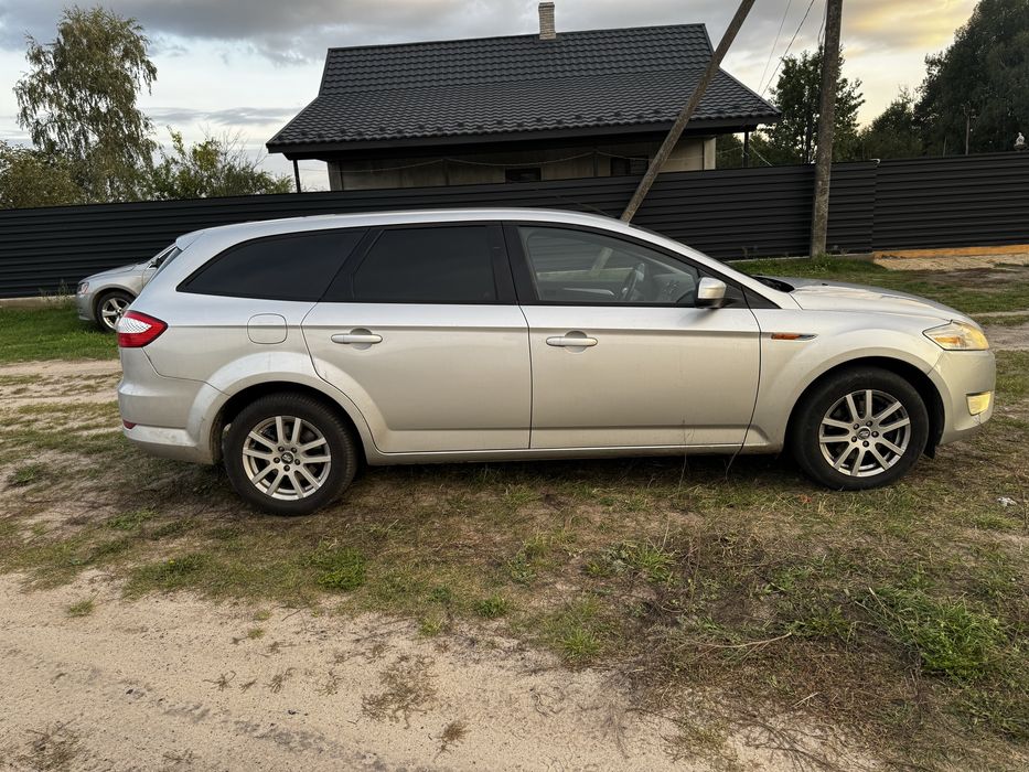 Ford Mondeo 2010рік 2.0 дизель