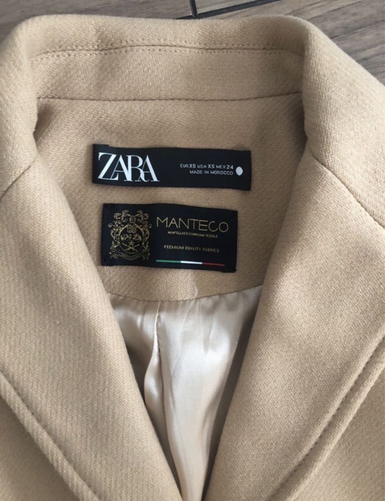Płaszcz Firmy Zara