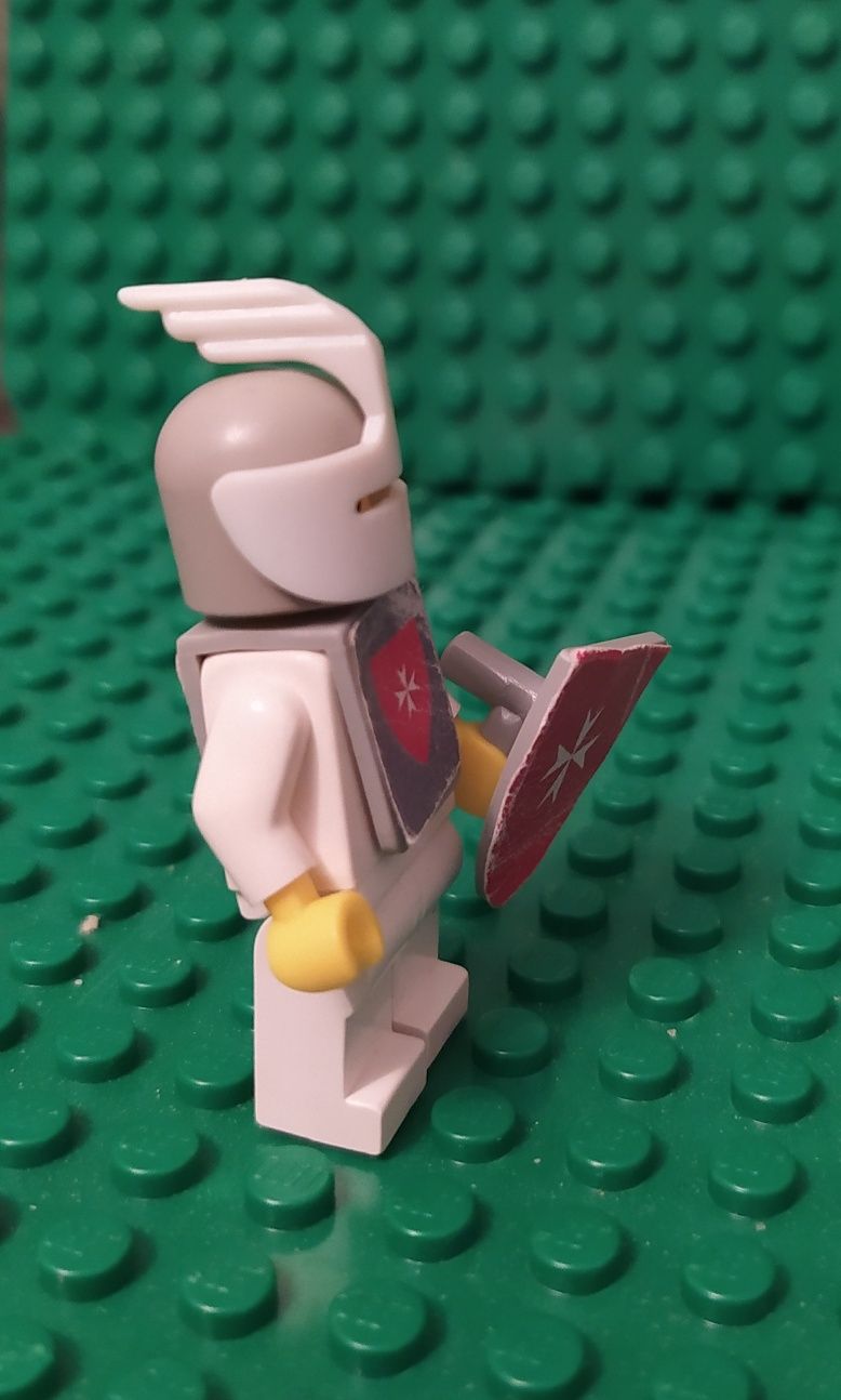 Lego Castle minifigurka rycerza z zestawu 375 lub 6075