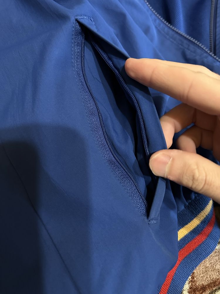 Вінтажна олімпійка Adidas
