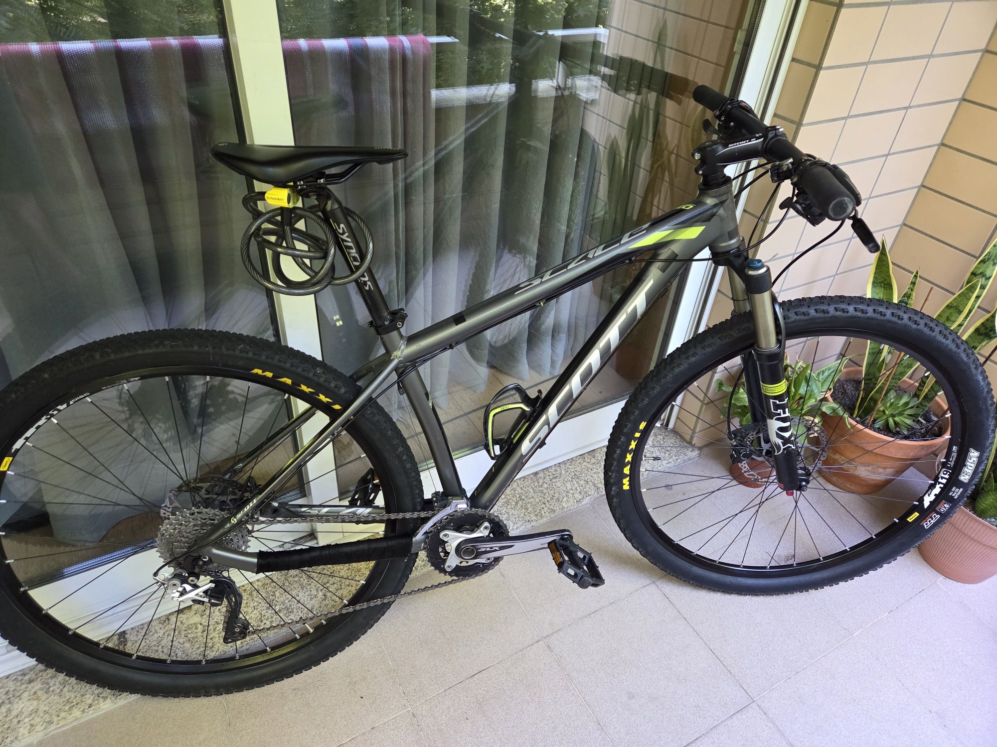 Bicicleta Scott Scale 950