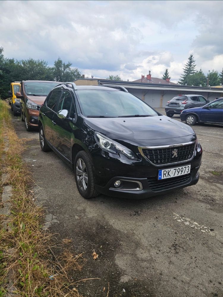 Wynajem samochodu Peugeot 2008