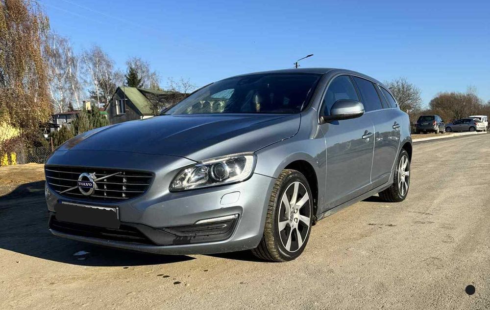 Volvo V60 I Facelifting 2.0 D2 DRIVE-E WEBASTO
