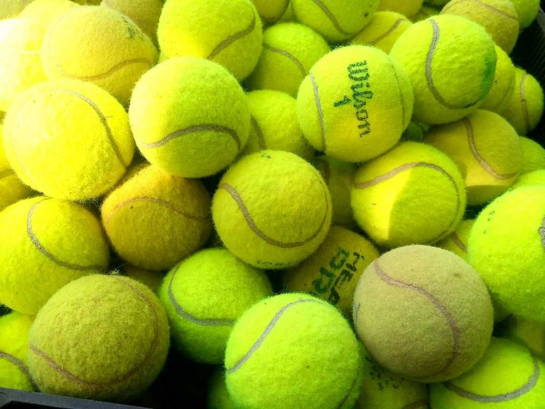 Używane piłki tenisowe 16 szt. w puszkach - przesyłka OLX