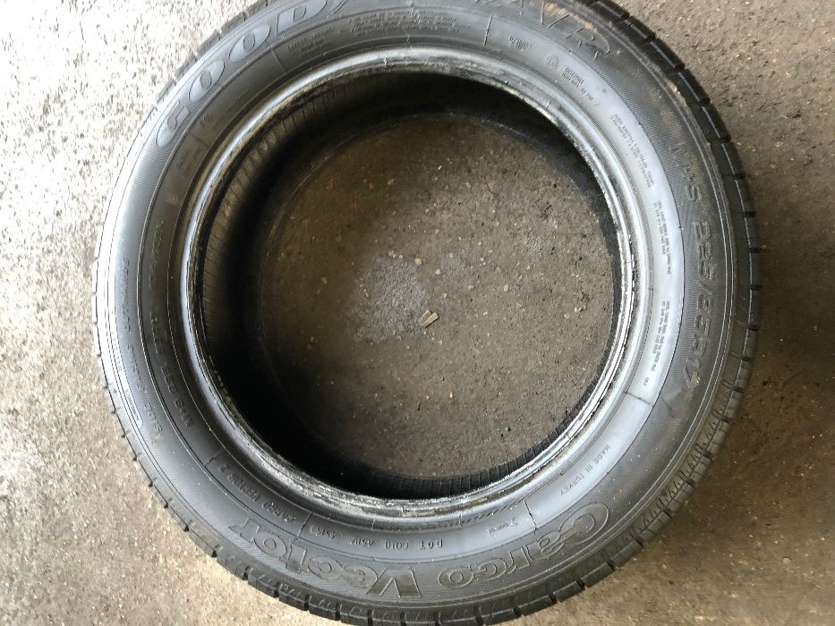 Oppony Goodyear Cargo Vector 225 55 R17C