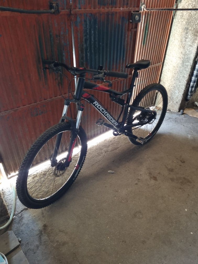 Bicicleta BTT RockRider ST530