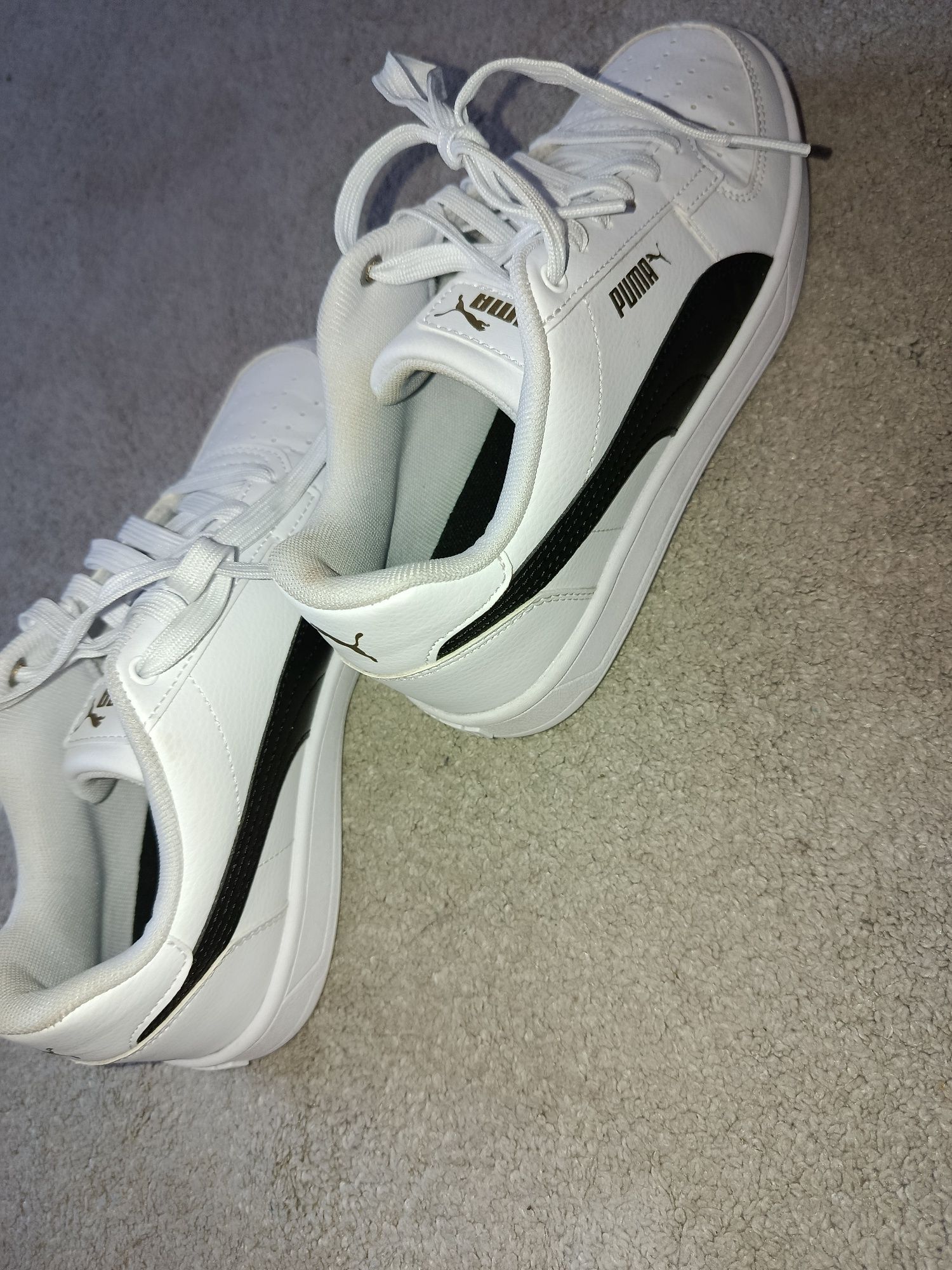 Białe buty, adidasy, Puma
