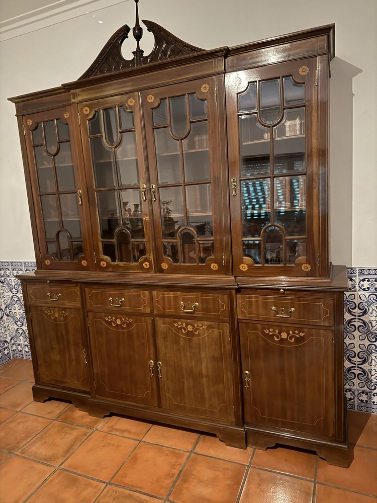 Móvel estilo D. Maria