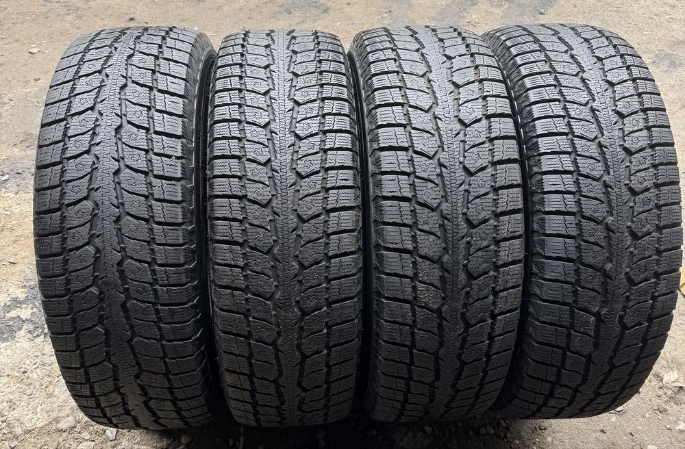 245/70 R17 Toyo 245 70 17