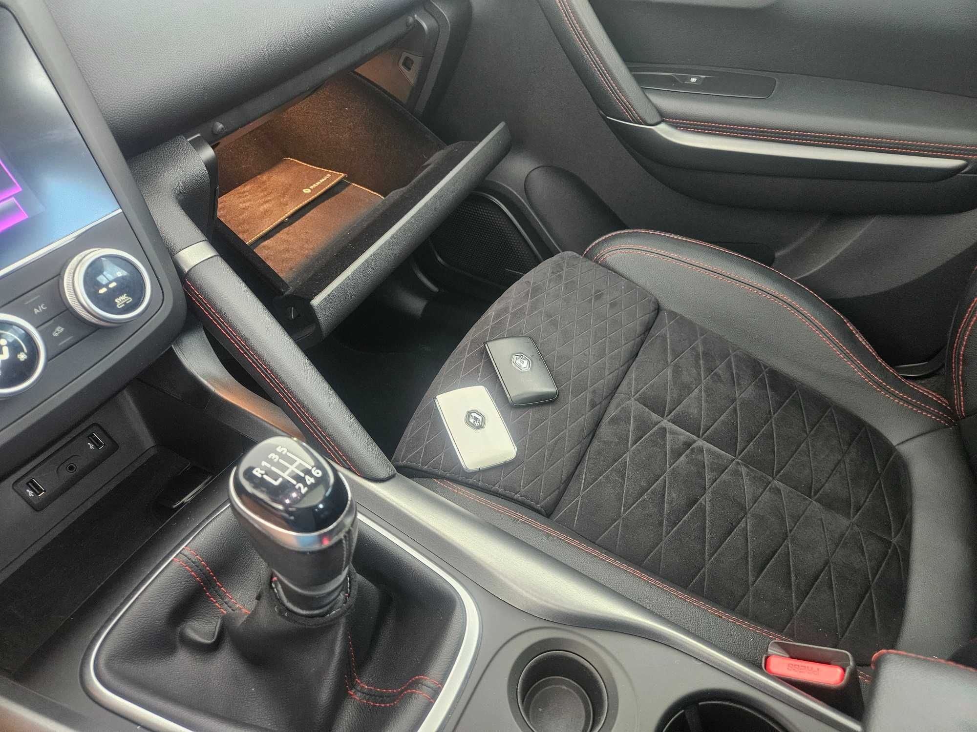 Renault Kadjar 1.5 dCi Black Edition – Teto Panorâmico