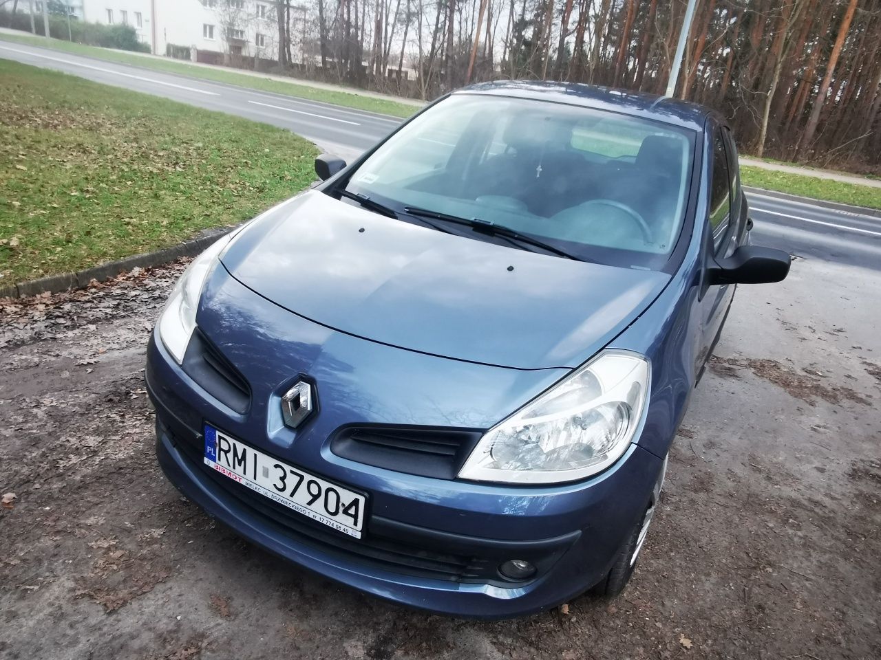 Do jazdy ekonomiczneReno CLIO III  1.2b.