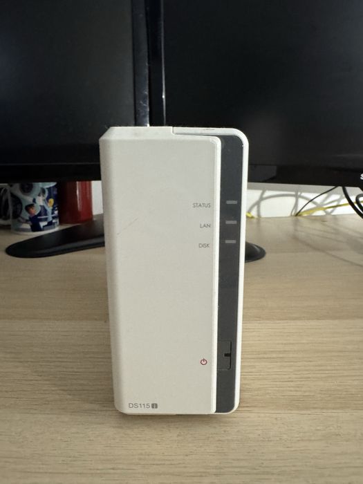 NAS Sinology DS115J - Disco 2Tb
