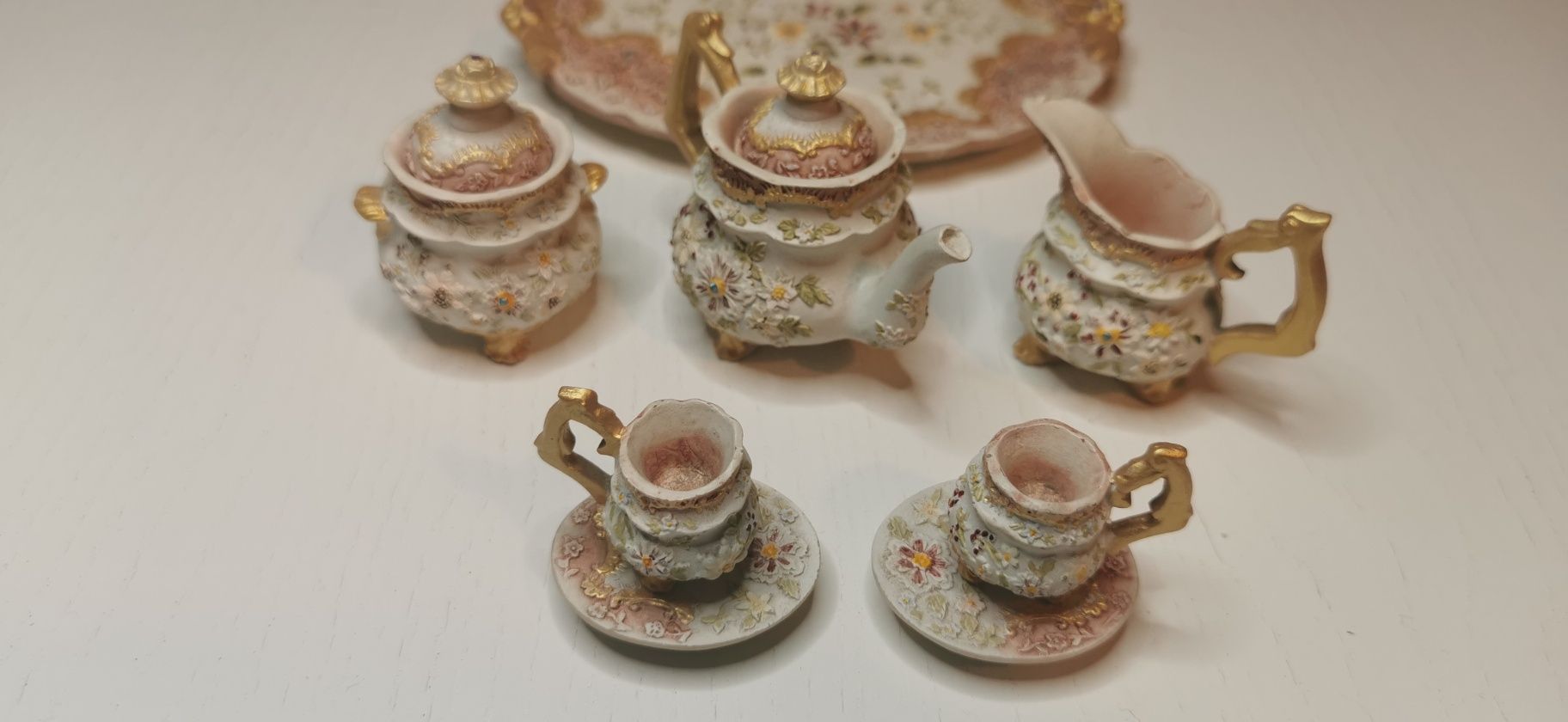 Miniaturowy zestaw do herbaty