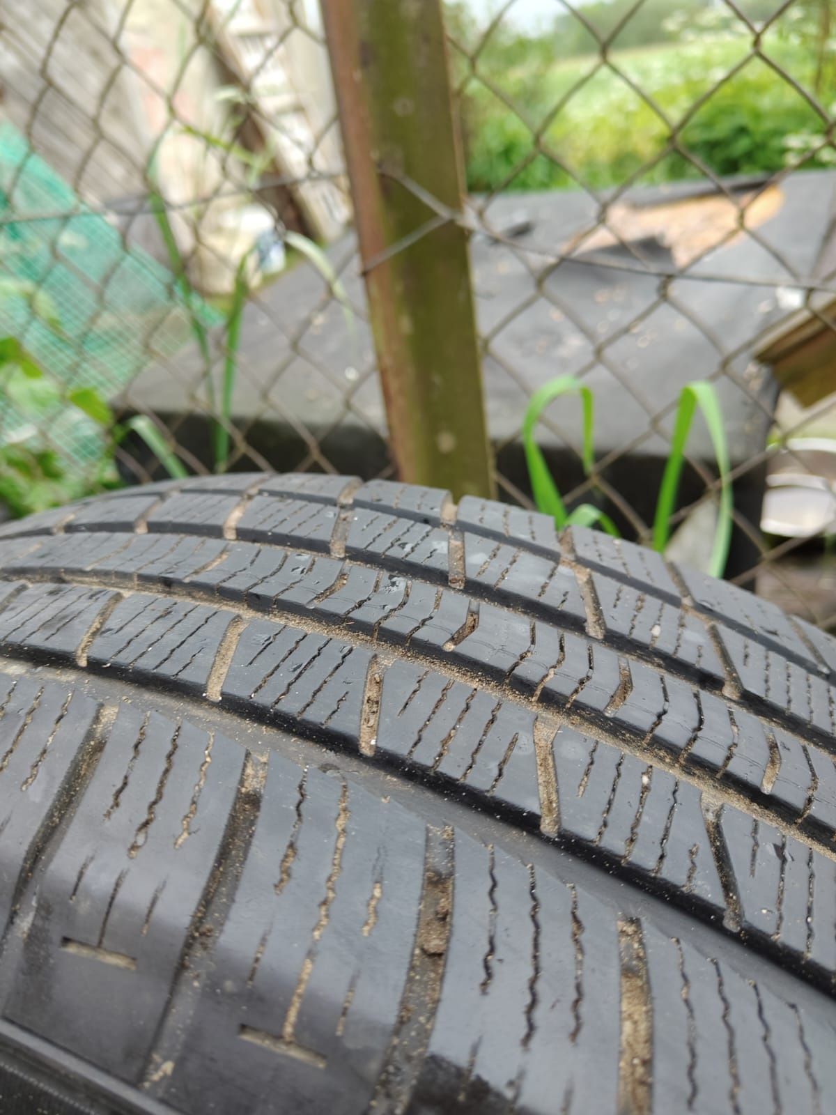 2 opony zimowe Radar Dimax, 215/70 R16, H100