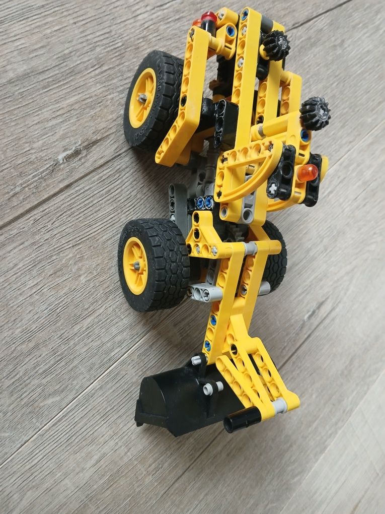 Koparka lego technic