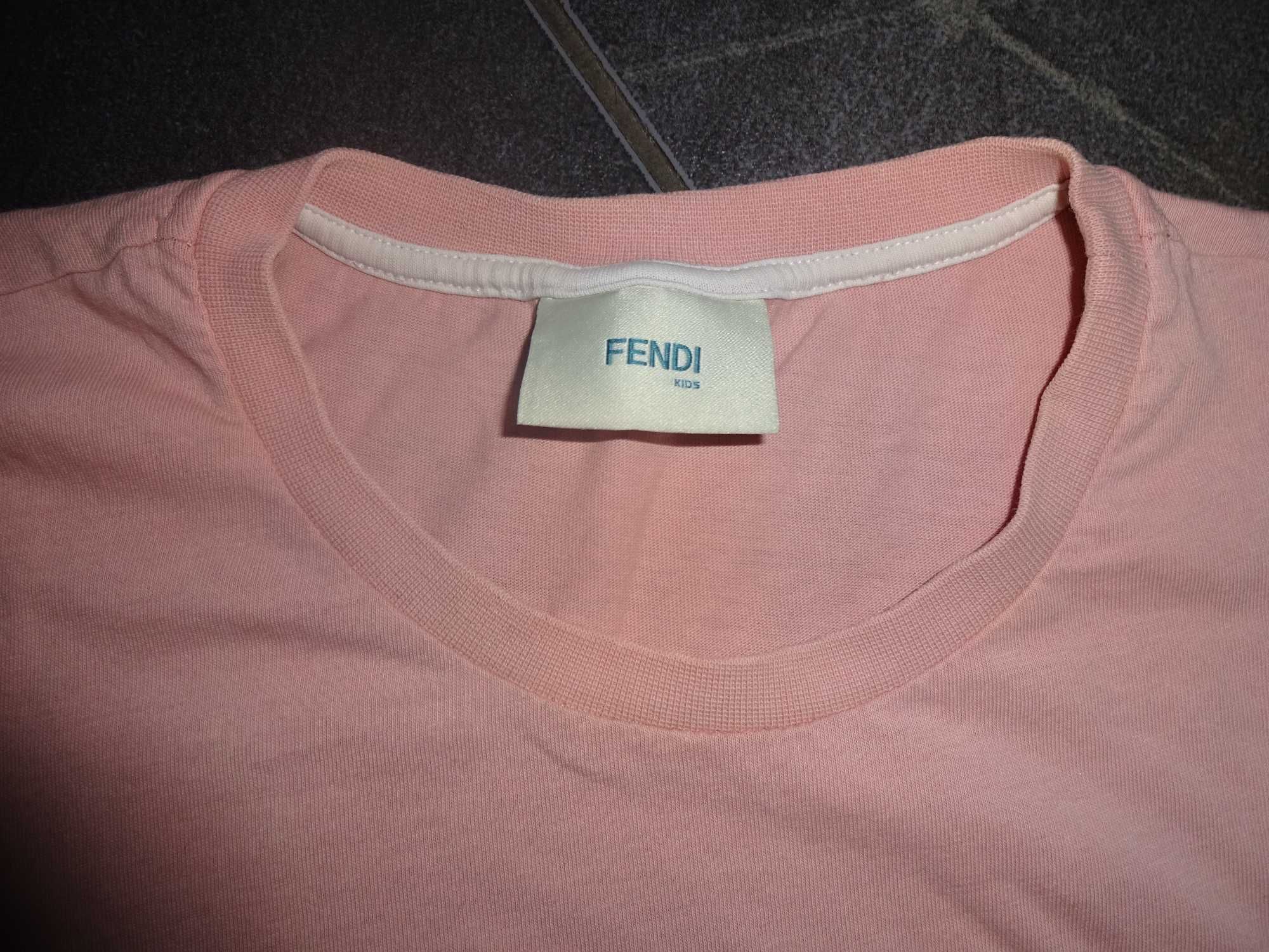 FENDI Kids made in Italy jasno różowa pastelowa koszulka 10 lat