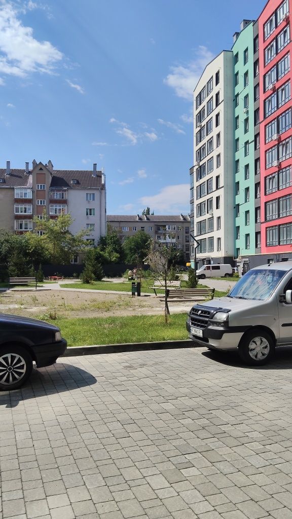 Продам 2 х кімнатну квартиру