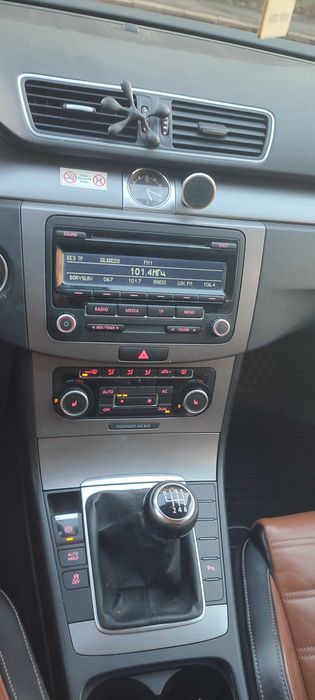 Volkswagen Passat 2011