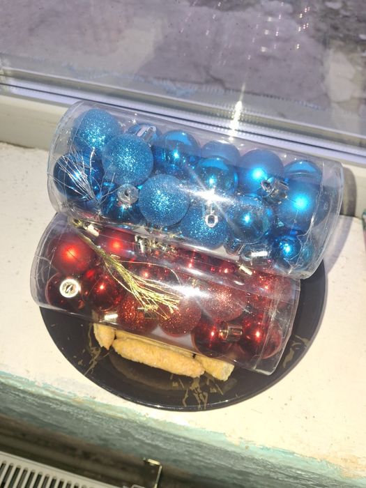 Новогодние игрушки