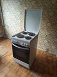 Продаю електричну плиту Zanussi ZCE9550G1W (б/в)

Проста та надійна ел