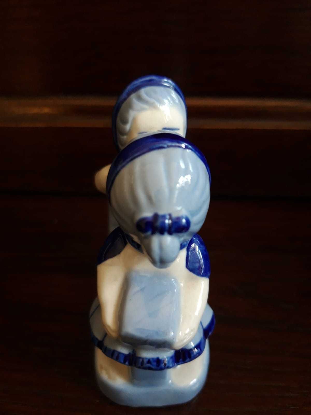 Figurka Delft "Para całująca się" DELFT HAND PAINTED