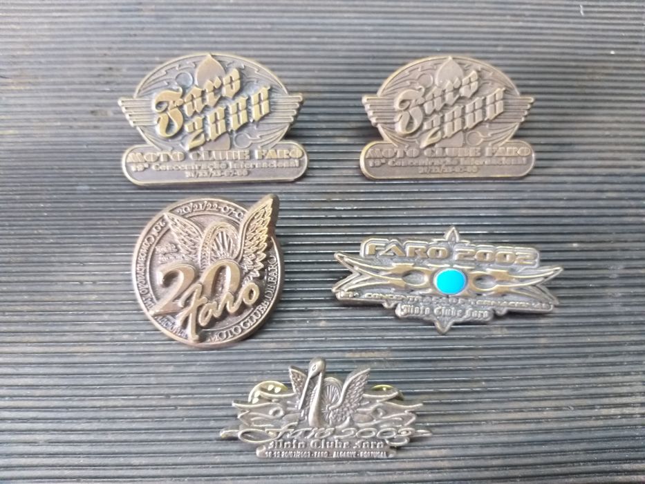 6 Pin's da Concentração Faro