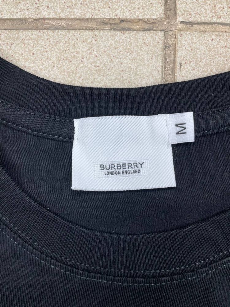 t-shirt burberry