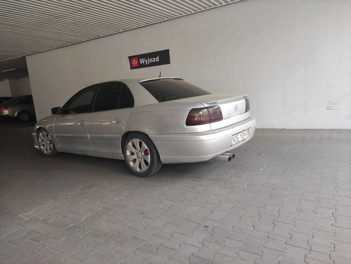 Sprzedam Opel Omega B Sedan 2.6 V6 180KM 132kW Okazja!!!