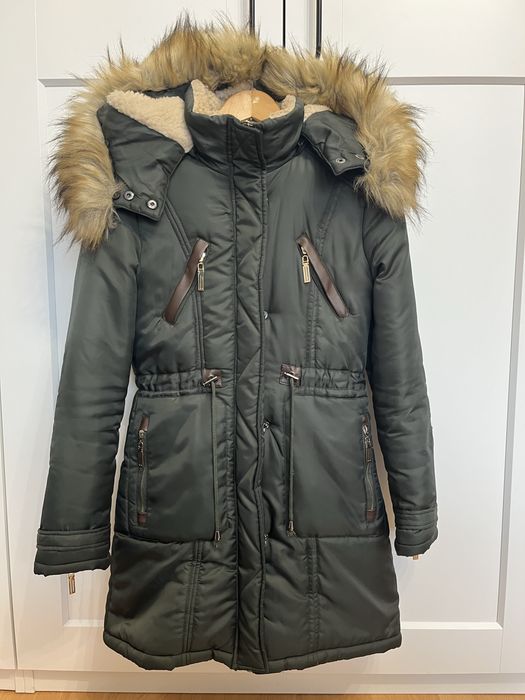 Damska długa zimowa kurtka/płaszcz marki Temster, rozm. M, wypada na S