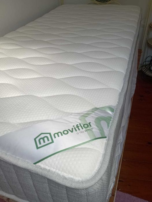 Colchão Moviflor de Molas Ensacadas 195x90x25cm como NOVO