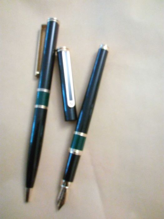 Conjunto de canetas