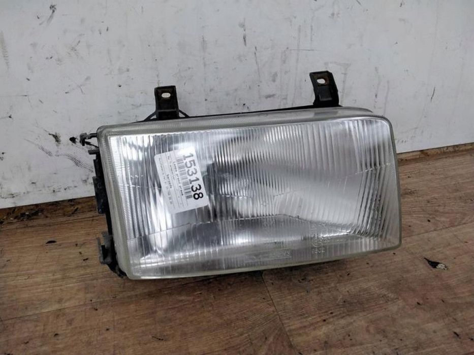 VW TRANSPORTER T4 LAMPA PRZÓD PRAWA