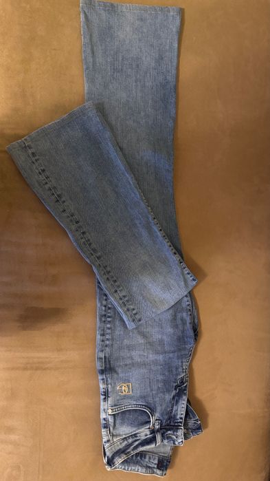 Джинси жіночі , кльош