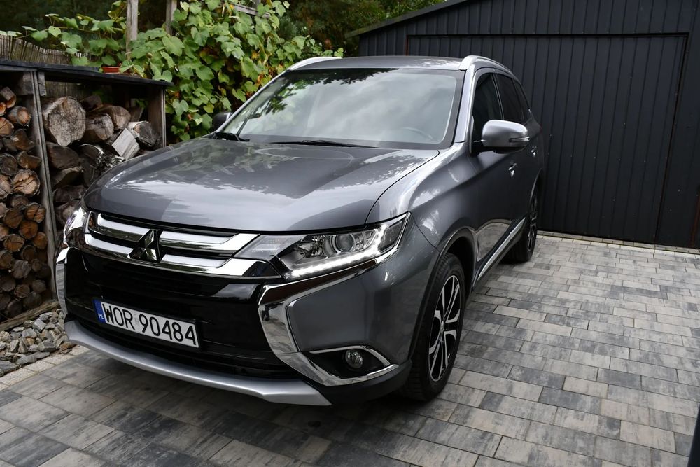 Mitsubishi Outlander Kamera cofania, Podgrzewane fotele, 1 rej. 2017, Tempomat