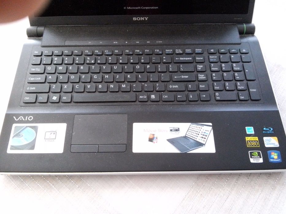 Laptop Sony vaio 18,4 Mod. T 9600 Intel ( R ) Core ( tm ) 2 Duo Cpu