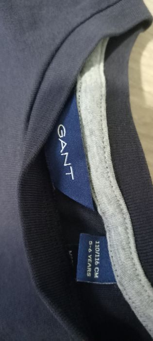 4 Sweats em algodão tamanho 4/5  para menino da Gant e Tommy