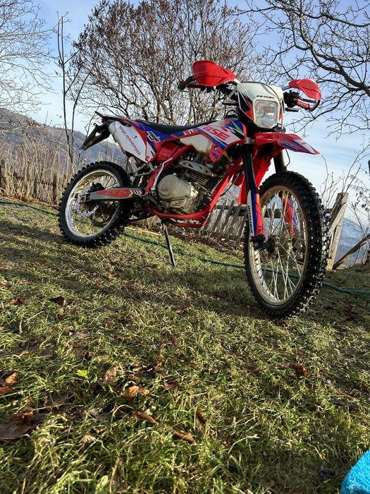 Мотоцикл enduro, bse s2