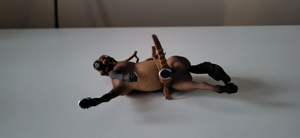 Schleich koń arabski klacz figurka model wycofany z 2013 r.