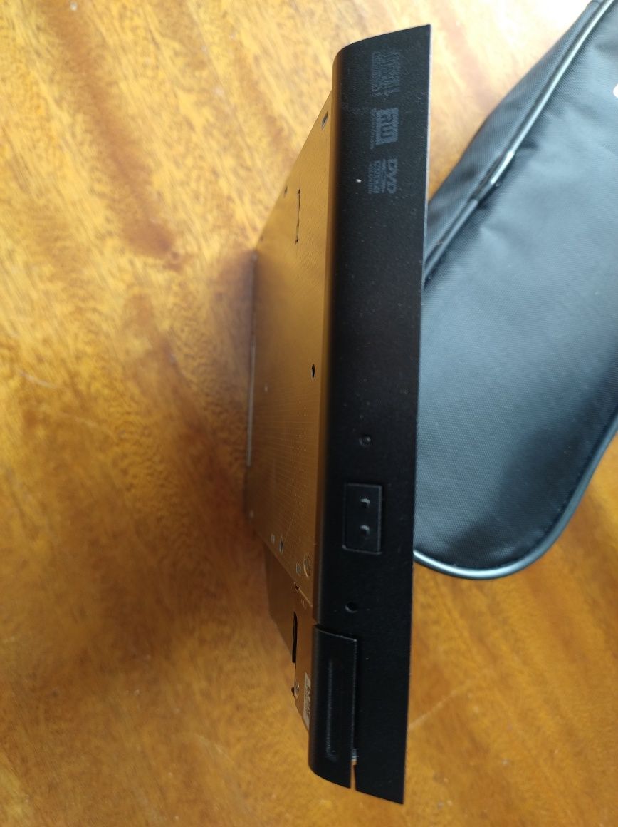 Nagrywarka DVD SATA do laptopa