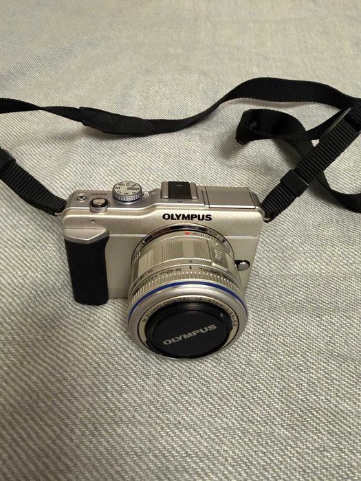 Aparat fotograficzny Olympus Pen 1