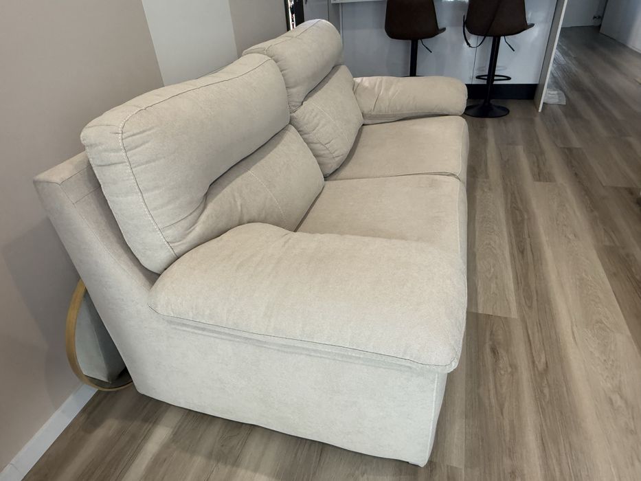 Sofa 3 lugares bege