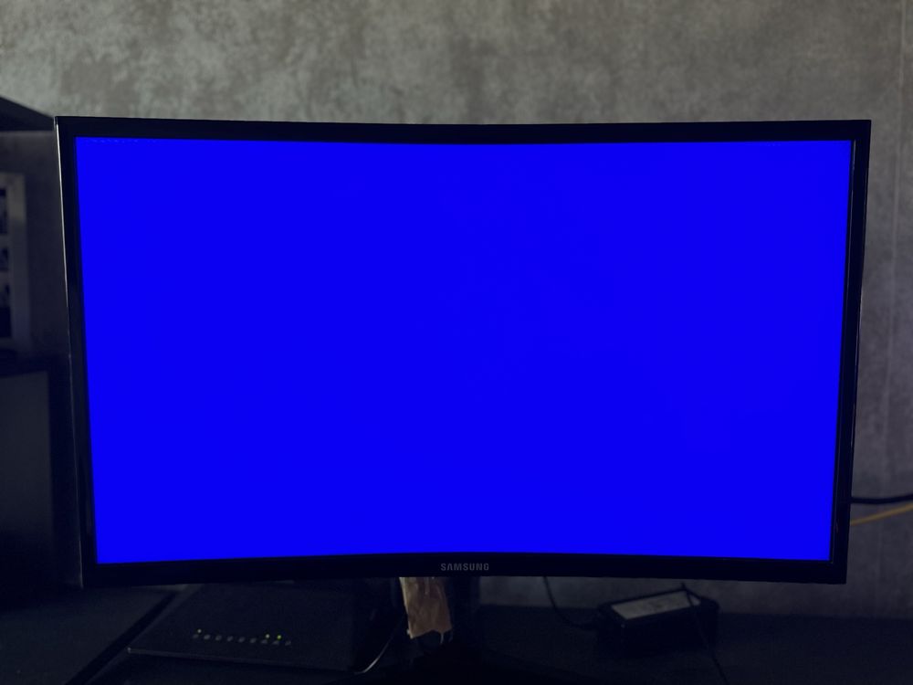 Монітор 23.5" Samsung Curved C24F396F