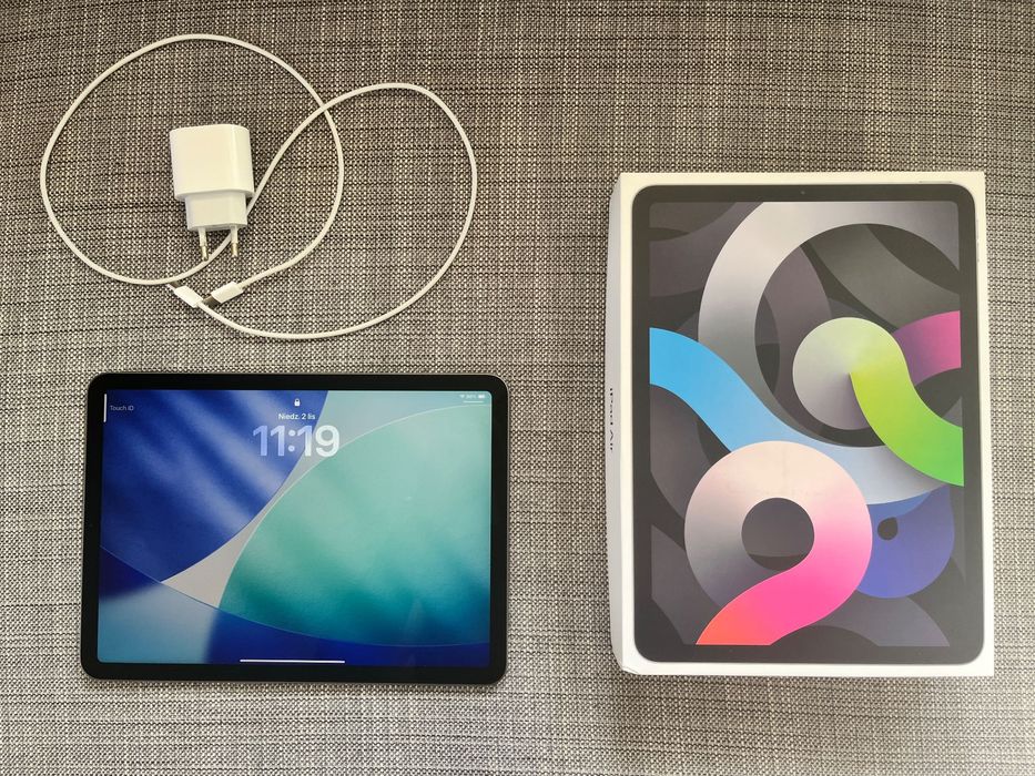 iPad Air 4 gen. Wi-Fi 64GB Space Gray (MYFM2FD/A, model A2316)