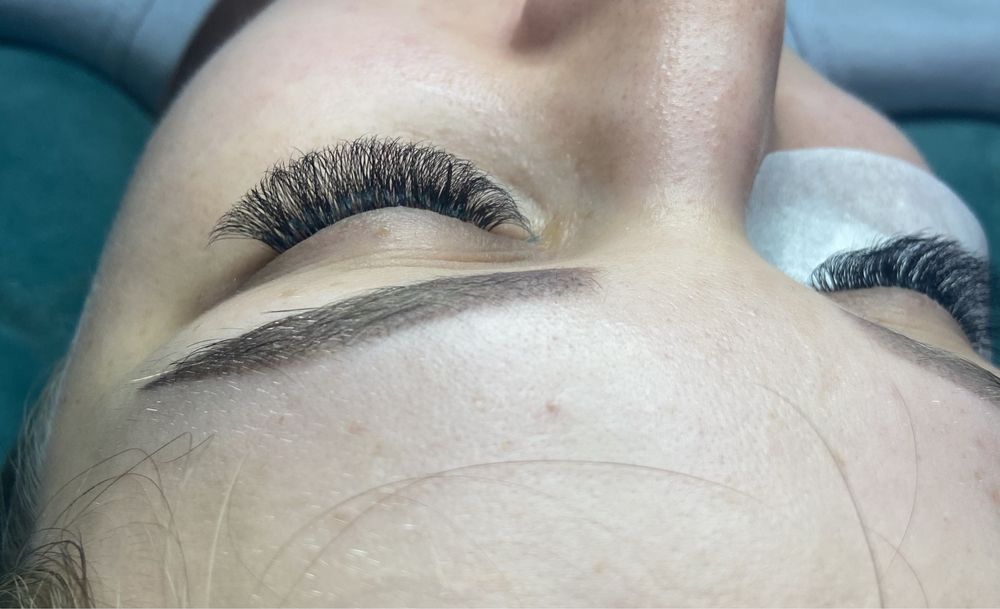 Stylizacja rzęs przedluzanie rzęs stylizacja brwi PROMOCJA