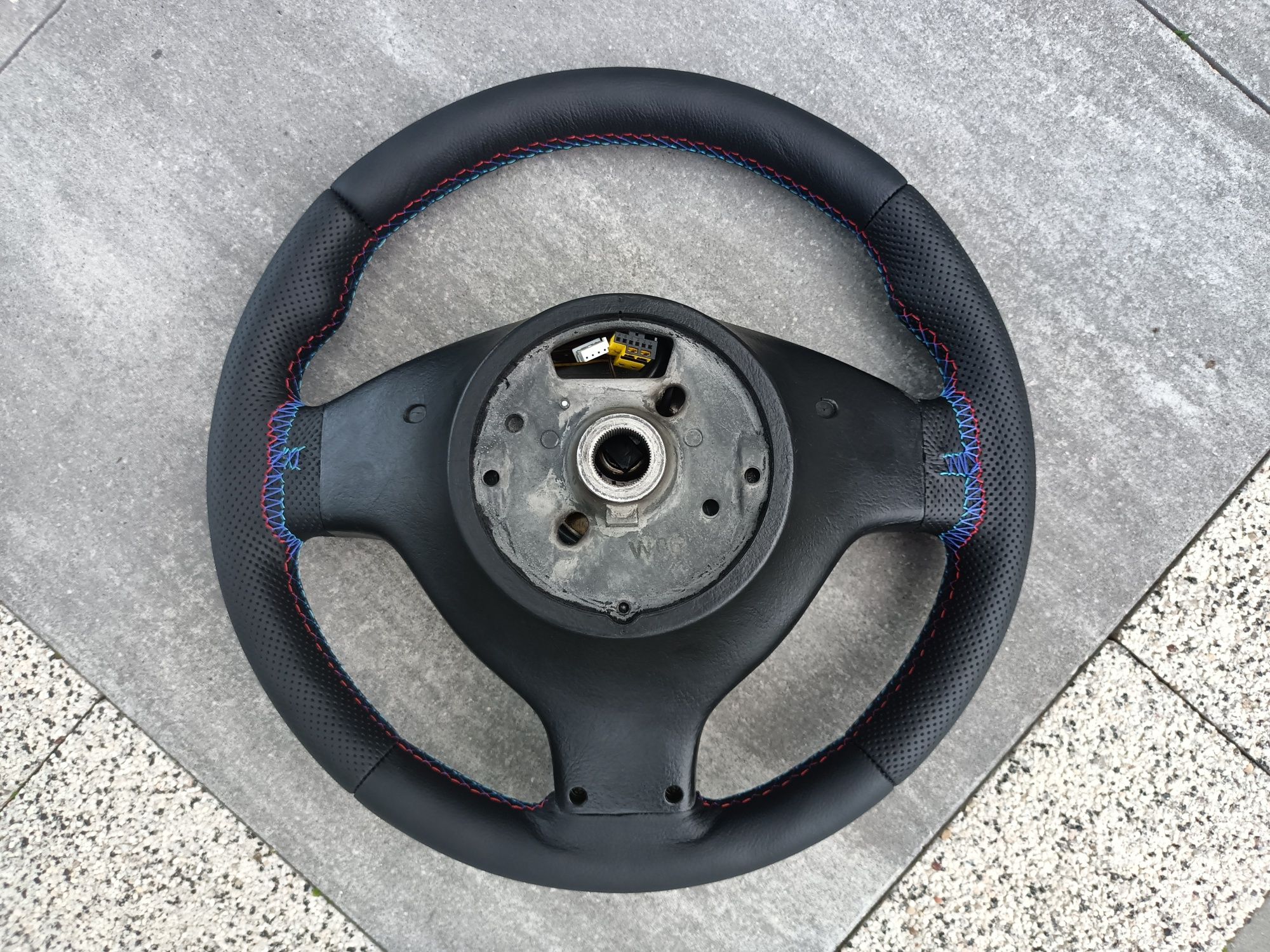 Jak nowa kierownica Mpakiet BMW E46 E39 E38 X5 E53 z multifunkcją